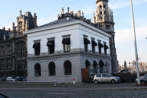 Antwerpen Tavernierkaai 1 Bonapartedok sluishuis
