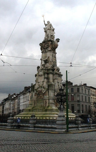 Antwerpen Marnixplaats monument