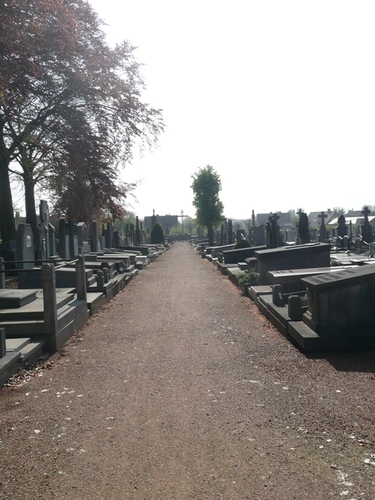 Pittem Koolskampstraat zonder nummer begraafplaats