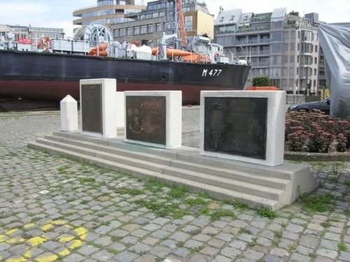 Antwerpen Orteliuskaai Wall of Remembrance 1993