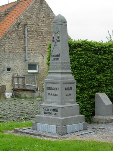 Diksmuide Oud Stuivekens zonder nummer  Obelisk voor het 5de regiment Lansiers