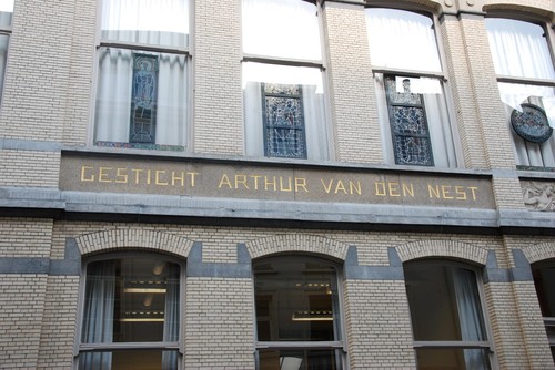Gesticht Arthur Van Den Nest