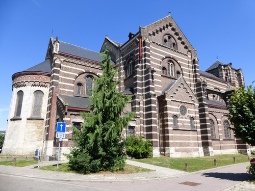 Hoeilaart Gemeenteplein Sint-Clemenskerk