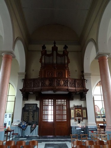 Maldegem Adegem-Dorp zonder nummer Parochiekerk Sint-Adrianus, orgel