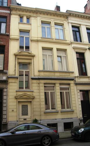 Antwerpen Van Schoonbekestraat 25