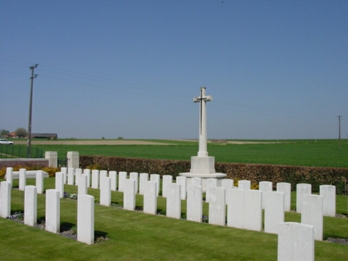 Wijtschate: Cabin Hill Cemetery: Cross of Sacrifice