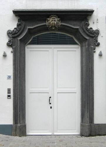 Antwerpen Adriaan Brouwerstraat 29 poortje