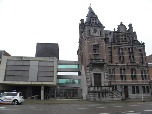 Gemeentehuis van Wijnegem, Turnhoutsebaan.