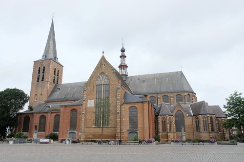 Turnhout Grote Markt zonder nummer kerk