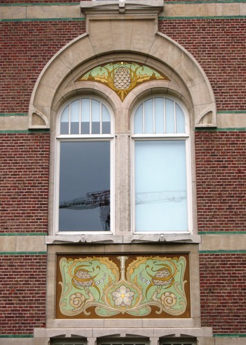 Antwerpen Harmoniestraat 122-124 sgraffitopaneel