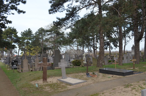Belgische militaire graven en Oostduinkerke Communal Cemetery
