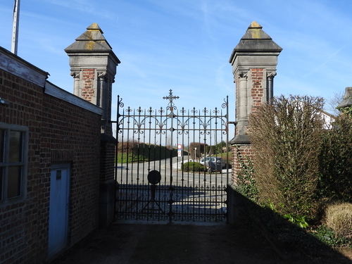 St-Pieters-Leeuw Galgstraat Begraafplaats (2)