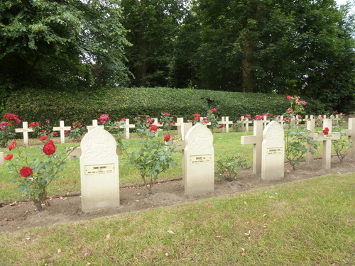 Zulte Machelen-aan-de-Leie Franse militaire begraafplaats (13)