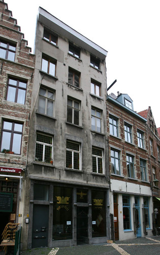 Antwerpen Hendrik Conscienceplein 9-11