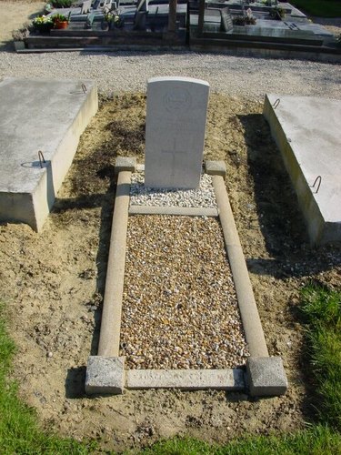 St.-Jan-Ter-Biezen: Burgerlijke begraafplaats: Brits graf