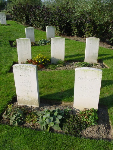 Reningelst: Grootebeek British Cemetery: Indisch perk