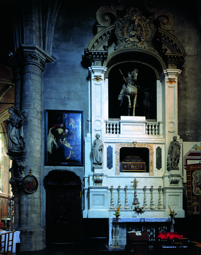 De St.Hermeskerk: interieur ; St.Hermesaltaar