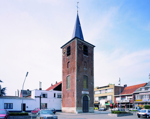 Toren parochiekerk Sint-Michiel