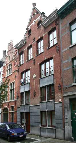 Antwerpen Aalmoezenierstraat 62-64