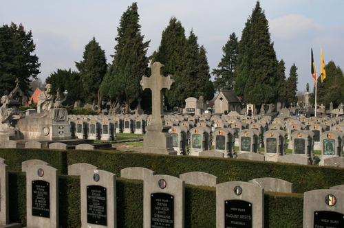 Oorlogsgraven stedelijke begraafplaats Mechelen