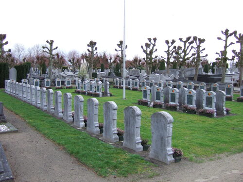 Militaire ereperken begraafplaats Maldegem
