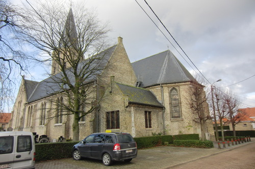 Diksmuide Leke Kerkomgangstraat zonder nummer exterieur van de Sint-Niklaaskerk