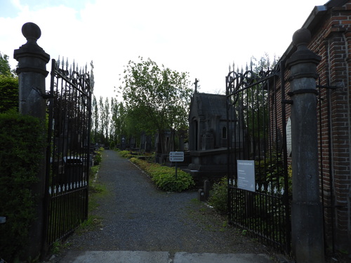 Gemeentelijke begraafplaats