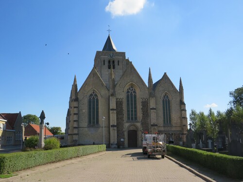 Alveringem Beveren St.-Brigidaplein 1 parochiekerk Sint-Audomarus